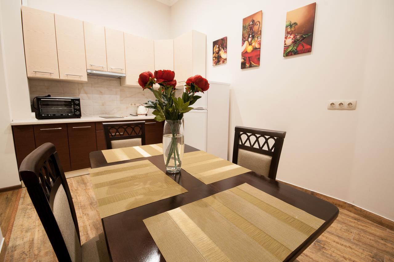 Wonderful Flat On City Center Úzhgorod Exterior foto