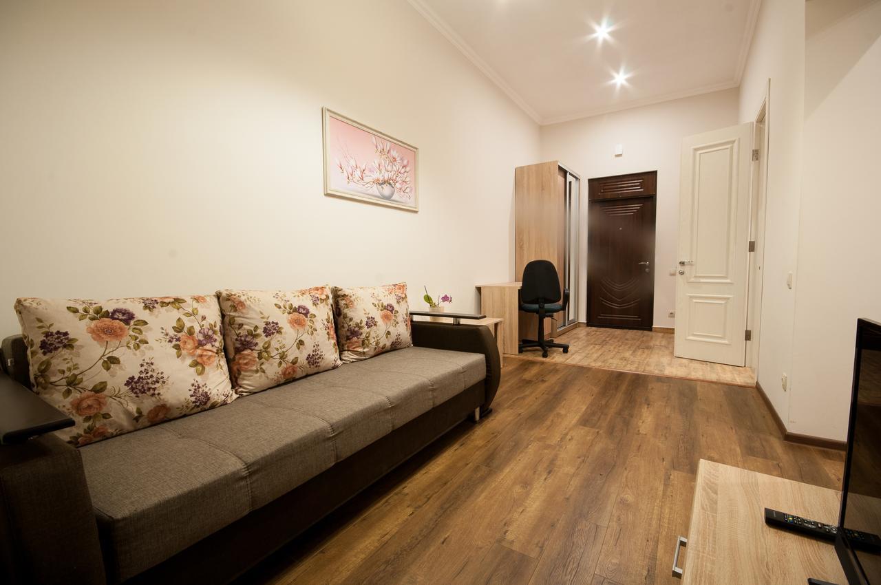 Wonderful Flat On City Center Úzhgorod Exterior foto