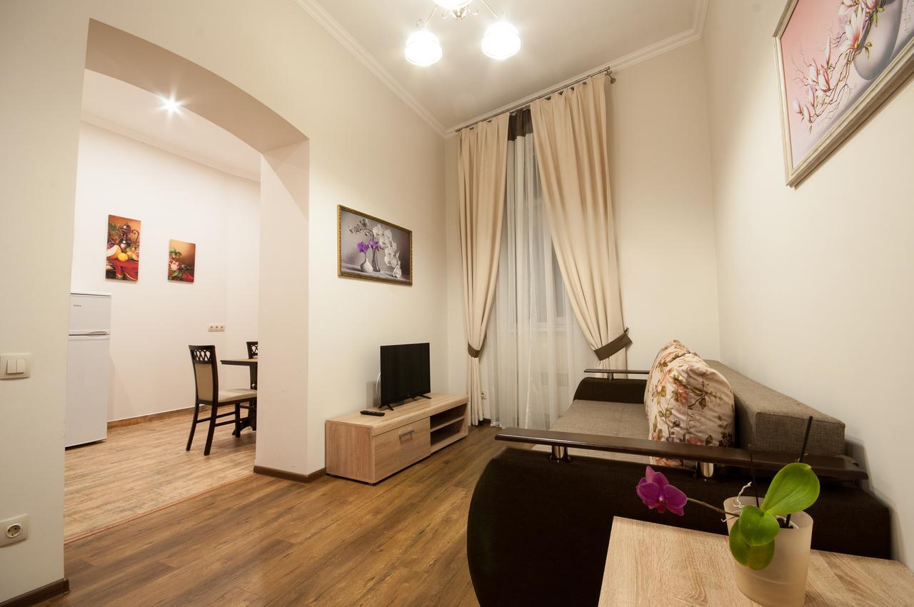 Wonderful Flat On City Center Úzhgorod Exterior foto